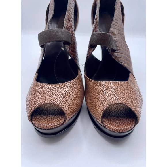 BCBGMaxazria Women’s Croc embossed leather peep toe heels 8 - Picture 8 of 11